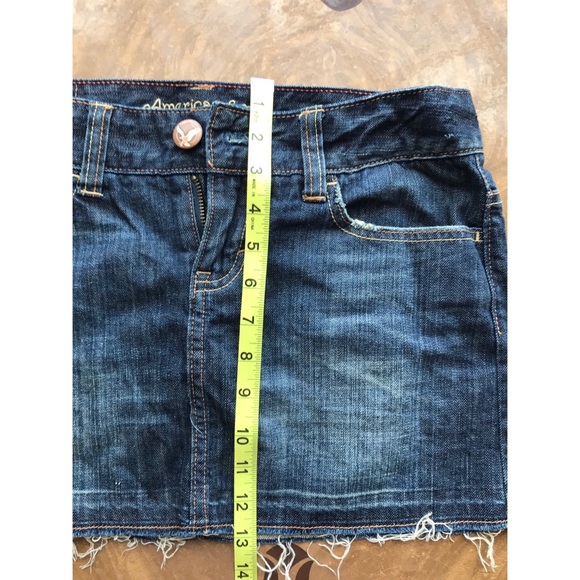 NFS - American Eagle Denim Mini Skirt 💙 Size 2 - Picture 3 of 5